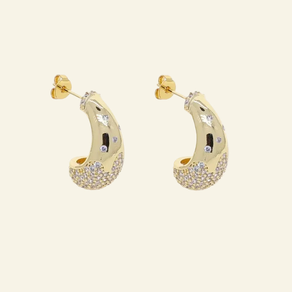 2025 Gold Plated Waterdrop Earrings Paved Bling Cubic Zircon for Women New Arrived Fashion Jewelry