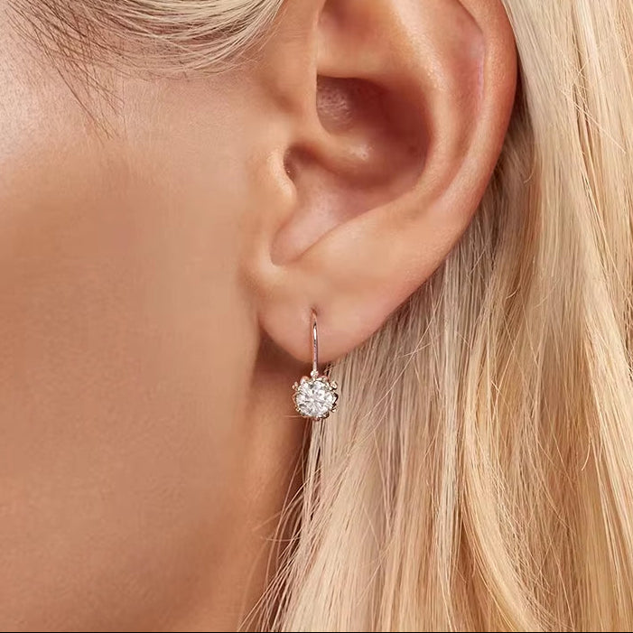 Platinum Plated Moissanite Flower Earrings for Women, round Cut Lab Diamond 925 Sterling Silver Hypoallergenic Earrings