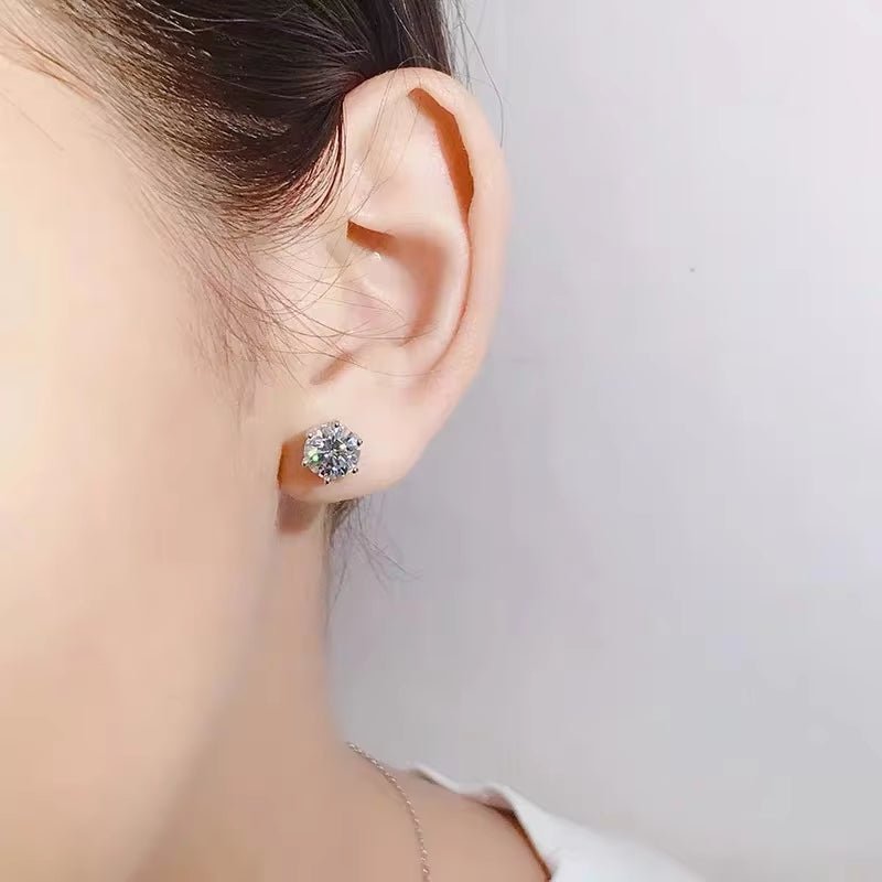 Éclat Moissanite Stud Earrings™ - AMORÉLUX