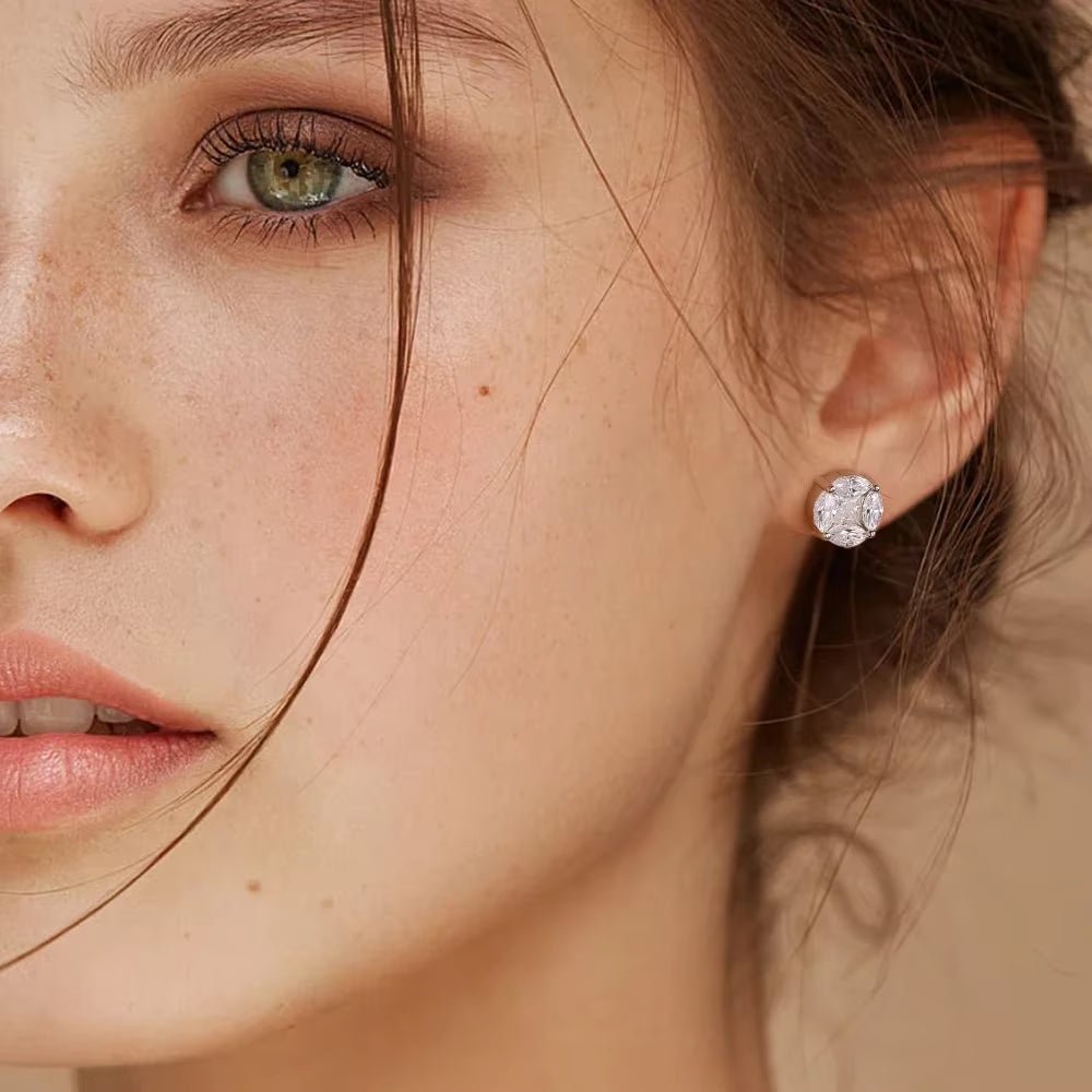 Étoile Cluster™ Star Moissanite Stud Earrings - AMORÉLUX