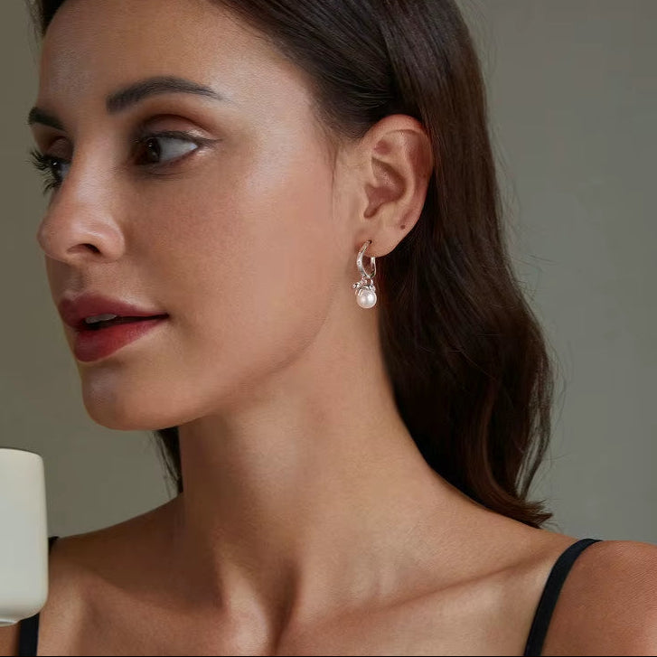 Original 925 Sterling Silver Kitty Pearl Ear Buckles Ear Hoop with Quality Shell Pearl Fine Jewelry for Women Party Gift