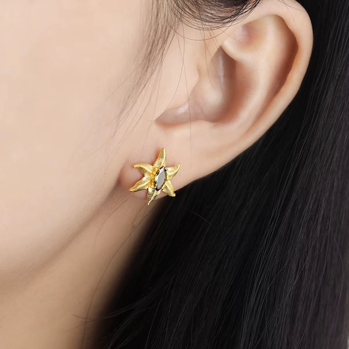 SHANICE S925 Sterling Silver Olivine Inlaid Starfish Earrings for Women, Cool and Elegant Silver Ear Jewelry