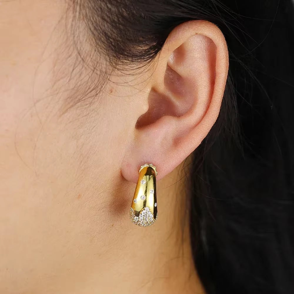 2025 Gold Plated Waterdrop Earrings Paved Bling Cubic Zircon for Women New Arrived Fashion Jewelry