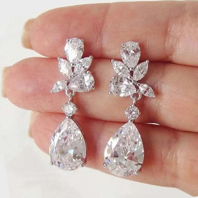 Crystal Drop Earrings with Bling Bling Cubic Zirconia Temperament Women Earrings High Quality Silver Color Trendy Jewelry