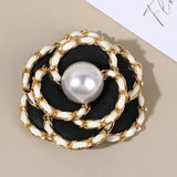 Korean Fashion Fabric Camellia Pearl Brooches for Women Elegant Flowers Corsage Lapel Pins Wedding Party Badge Accessories