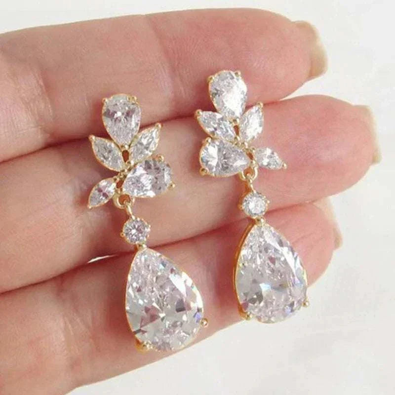 Crystal Drop Earrings with Bling Bling Cubic Zirconia Temperament Women Earrings High Quality Silver Color Trendy Jewelry