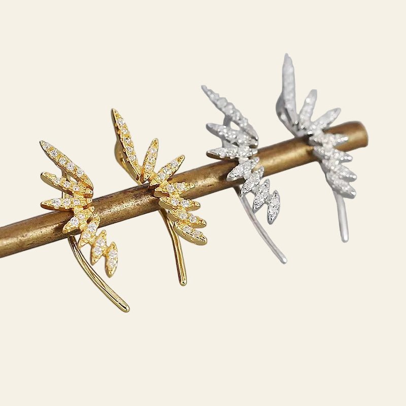 Auralis™ Pavé Arc Stud Earrings - AMORÉLUX